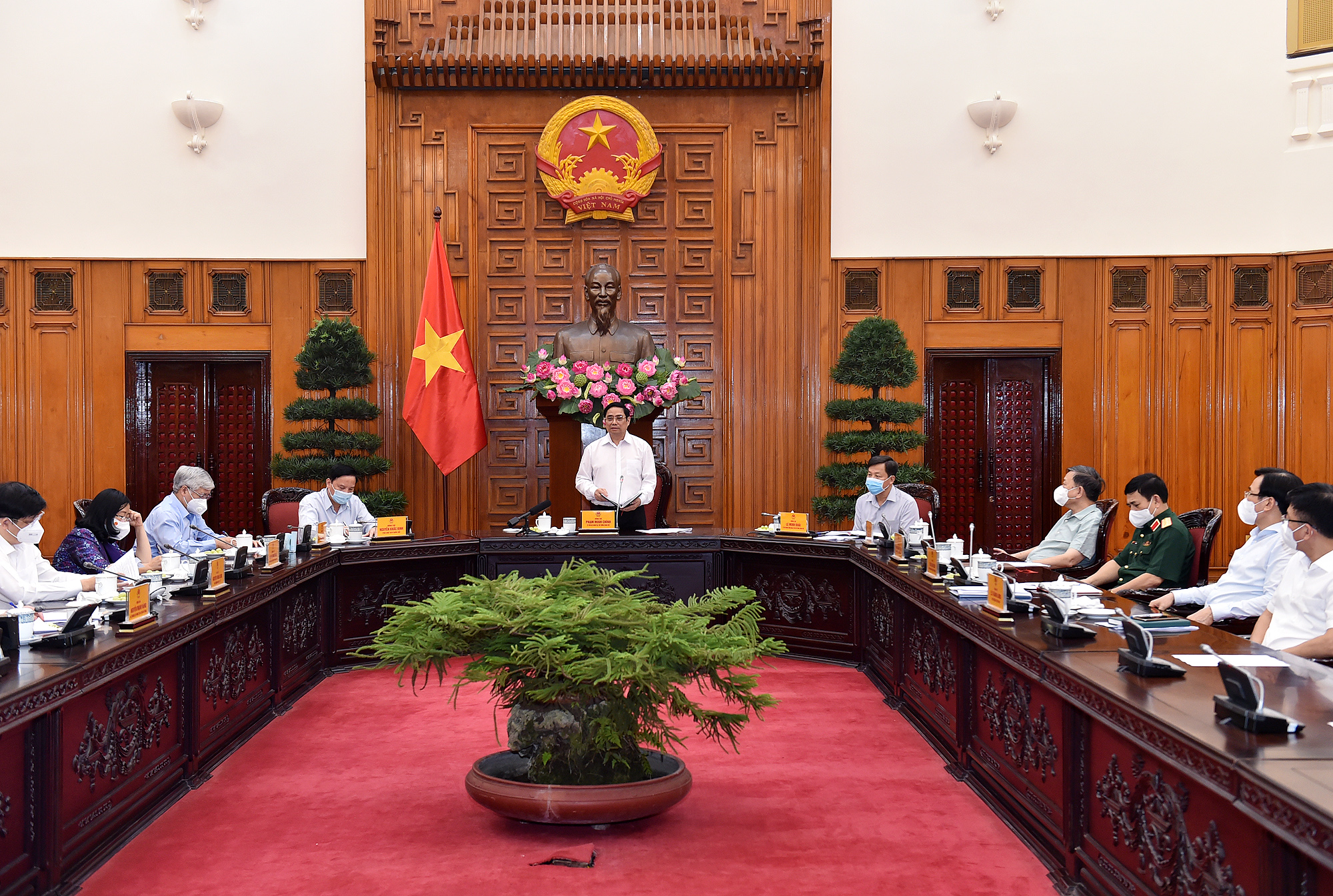Thủ tướng Chính phủ Phạm Minh Chính làm Trưởng Ban Chỉ đạo quốc gia phòng chống, dịch bệnh COVID-19.