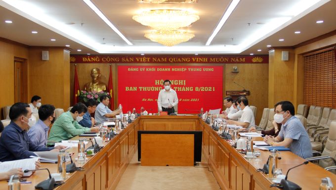 Đồng chí Nguyễn Long Hải, Ủy viên dự khuyết BCH Trung ương Đảng, Bí thư Đảng ủy Khối chủ trì Hội nghị.
