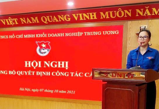 Đồng chí Hoàng Thị Minh Thu, Bí thư Đoàn Khối Doanh nghiệp Trung ương phát biểu tại Hội nghị.
