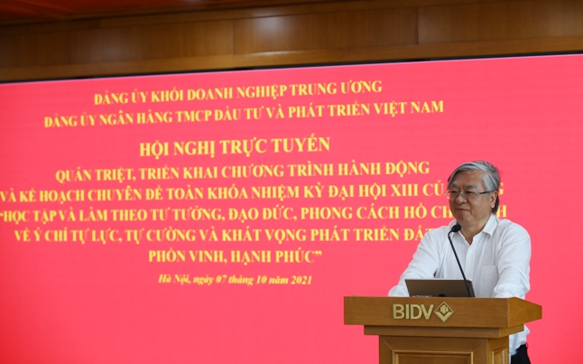 đồng chí Trần Xuân Hoàng - Phó Bí thư thường trực Đảng ủy, Ủy viên HĐQT BIDV quán triệt, triển khai một số nội dung Kế hoạch học tập và làm theo tư tưởng, đạo đức, phong cách Hồ Chí Minh giai đoạn 2021 - 2025 của Đảng bộ BIDV.