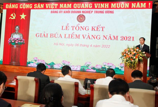 đồng chí Nguyễn Long Hải, Ủy viên dự khuyết BCH Trung ương Đảng, Bí thư Đảng ủy Khối phát động Giải Búa liềm vàng Khối Doanh nghiệp Trung ương năm 2022.