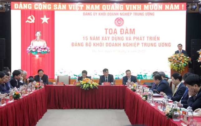 đồng chí Nguyễn Long Hải, Ủy viên dự khuyết BCH Trung ương Đảng, Bí thư Đảng ủy Khối Doanh nghiệp Trung ương phát biểu khai mạc Tọa đàm.