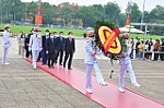 Đảng uỷ Cơ quan Đảng uỷ Khối Doanh nghiệp Trung ương vào Lăng viếng Chủ tịch Hồ Chí Minh nhân kỷ niệm 132 năm Ngày sinh của Người