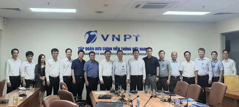 Tập đoàn Bưu chính Viễn thông Việt Nam làm việc với Tập đoàn Bảo Việt.