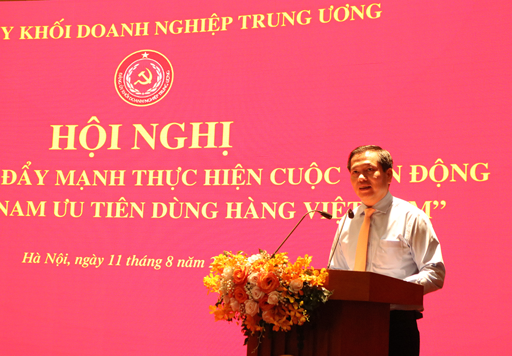 đồng chí Nguyễn Long Hải - Ủy viên dự khuyết Ban Chấp hành Trung ương Đảng, Bí thư Đảng ủy Khối; 