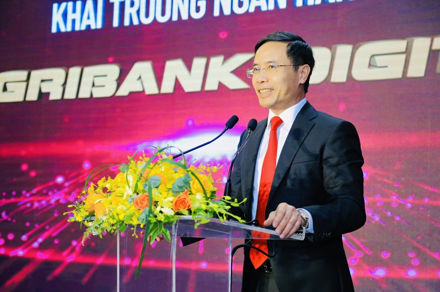 Chủ tịch HĐTV Agribank Phạm Đức Ấn phát biểu tại buổi lễ.