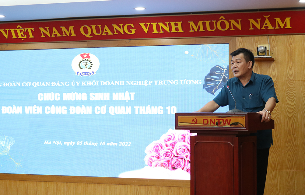 Đồng chí Nguyễn Đức Phong, Phó Bí thư thường trực Đảng uỷ Khối Doanh nghiệp Trung ương phát biểu chỉ đạo Hội nghị.c