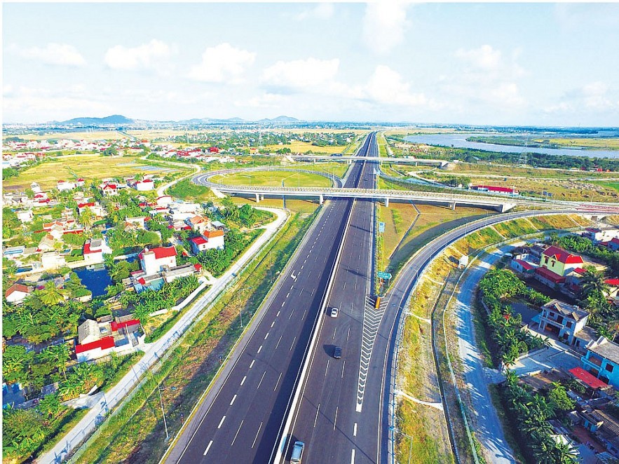 Nguồn vốn đầu tư của Nhà nước qua NHPT đã góp phần vào sự thành công dự án  đường cao tốc Hà Nội - Hải Phòng.