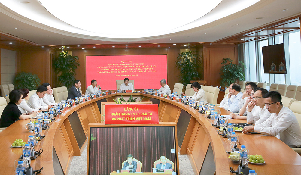 Đảng ủy Ngân hàng TMCP Đầu tư và Phát triển Việt Nam (BIDV) tham gia hội nghị trực tuyến quán triệt và triển khai thực hiện Nghị quyết số 26-NQ/TW,