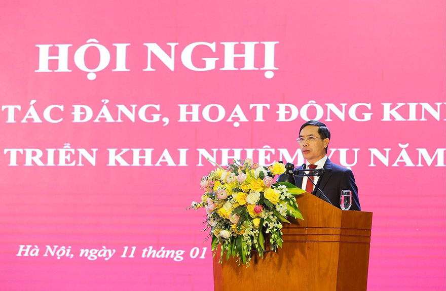 Đồng chí Phạm Đức Ấn - Bí thư Đảng ủy, Chủ tịch HĐTV phát biểu khai mạc Hội nghị.