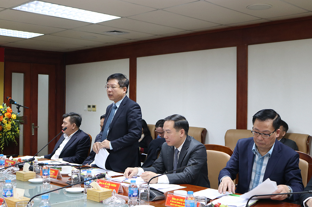 đồng chí Hồ Sỹ Hùng, Phó Chủ tịch Uỷ ban Quản lý vốn Nhà nước tại doanh nghiệp 