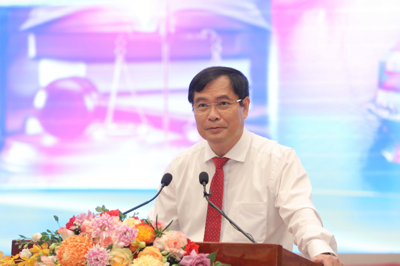 Phó Trưởng Ban Tuyên giáo Trung ương Phan Xuân Thủy phát biểu.