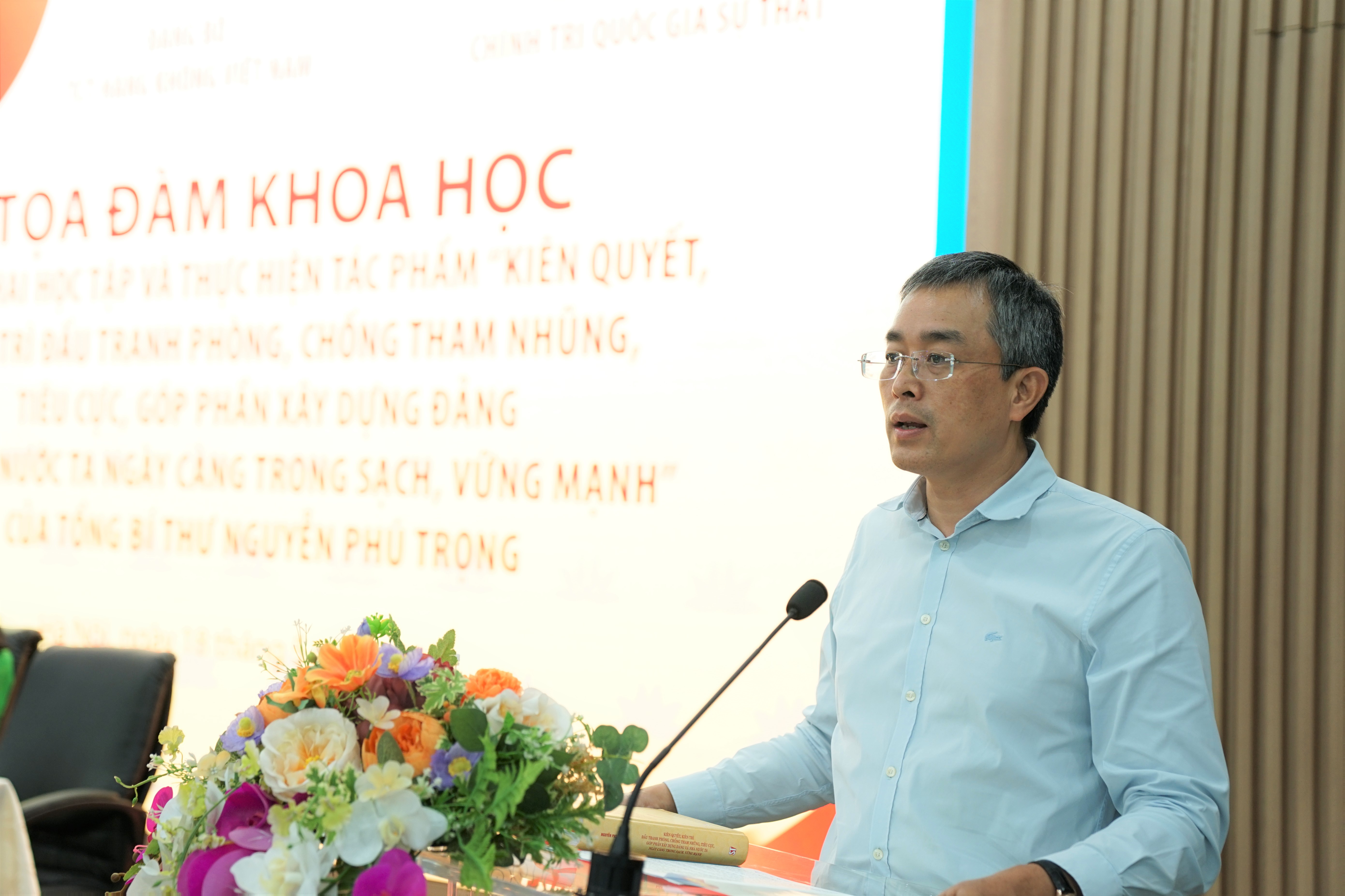 Đồng chí Đặng Ngọc Hòa, Bí thư Đảng ủy TCT – Chủ tịch HĐQT phát biểu tại Tọa đàm.