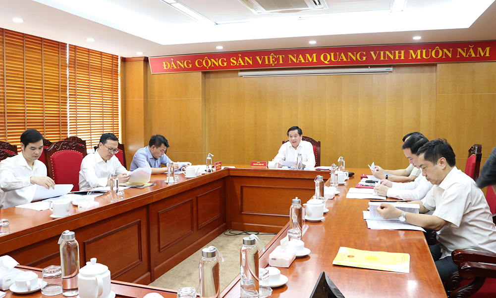 Bí thư Đảng ủy Khối Doanh nghiệp Trung ương Nguyễn Long Hải phát biểu giao nhiệm vụ.