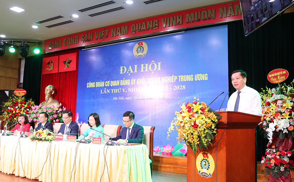 Đồng chí chí Nguyễn Long Hải - Ủy viên dự khuyết BCH Trung ương Đảng, Bí thư Đảng ủy Khối chủ trì Hội nghị.