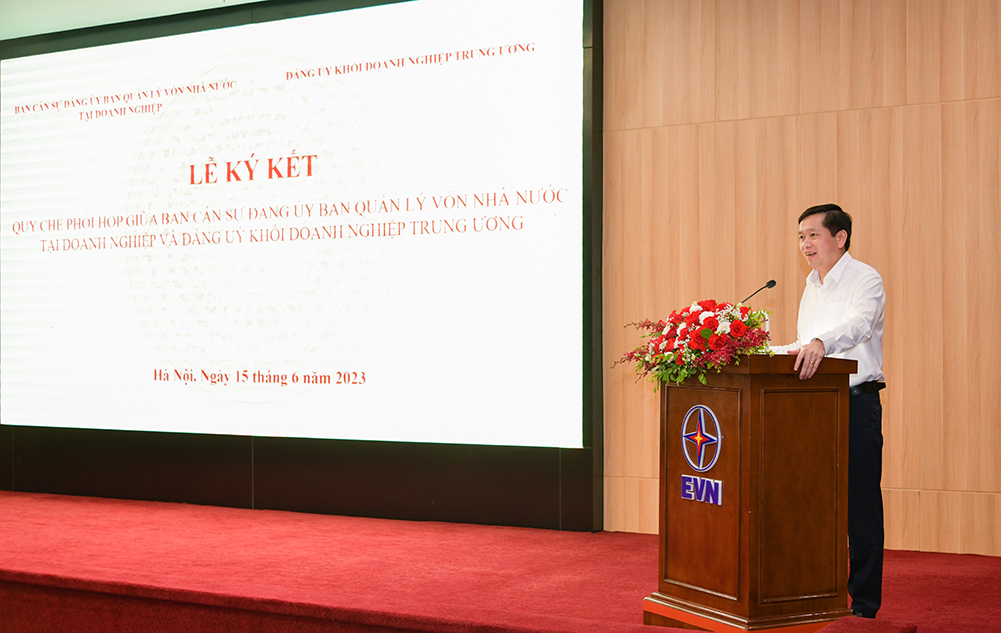 Đồng chí Nguyễn Long Hải - Bí thư Đảng ủy Khối DNTW phát biểu tại buổi lễ.