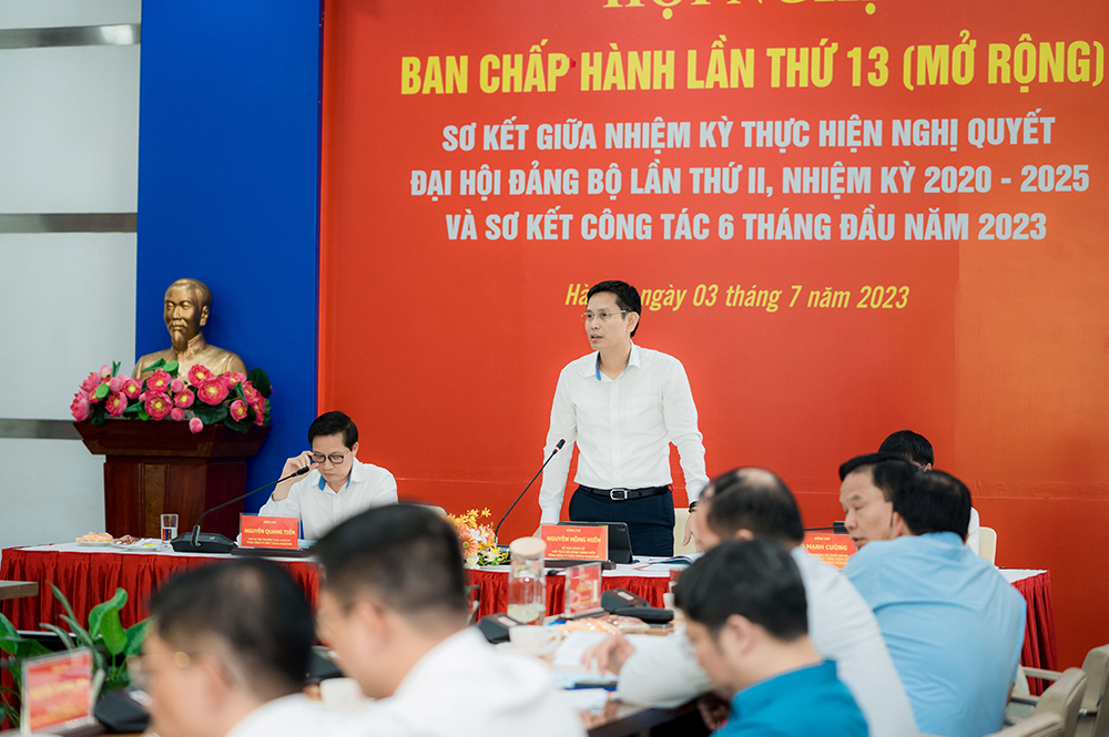 Tiếp thu ý kiến chỉ đạo và kết luận Hội nghị.