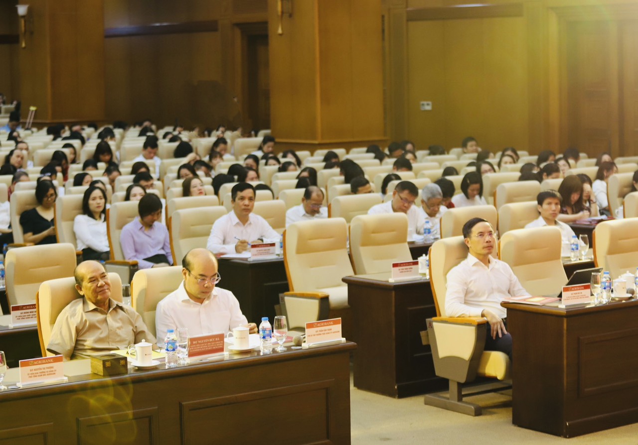 Đảng ủy Agribank tổ chức Hội nghị học tập và làm theo tư tưởng, đạo đức, phong cách Hồ Chí Minh chuyên đề năm 2023.