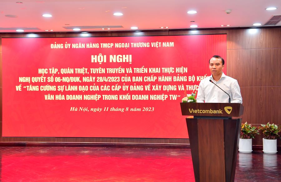 Đỗ Việt Hùng - Phó Bí thư thường trực Đảng ủy Vietcombank phát biểu khai mạc Hội nghị