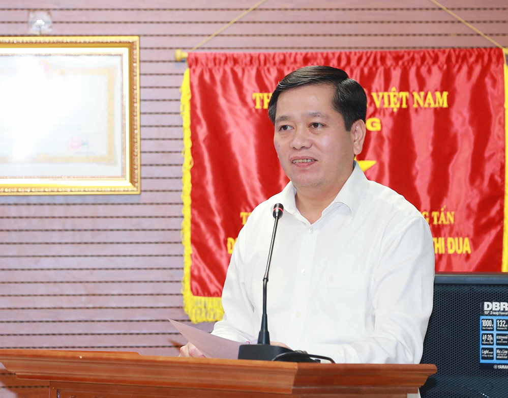 Đồng chí Nguyễn Long Hải, Uỷ viên dự khuyết Trung ương Đảng, Bí thư Đảng uỷ Khối Doanh nghiệp Trung ương phát biểu tại buổi làm việc.