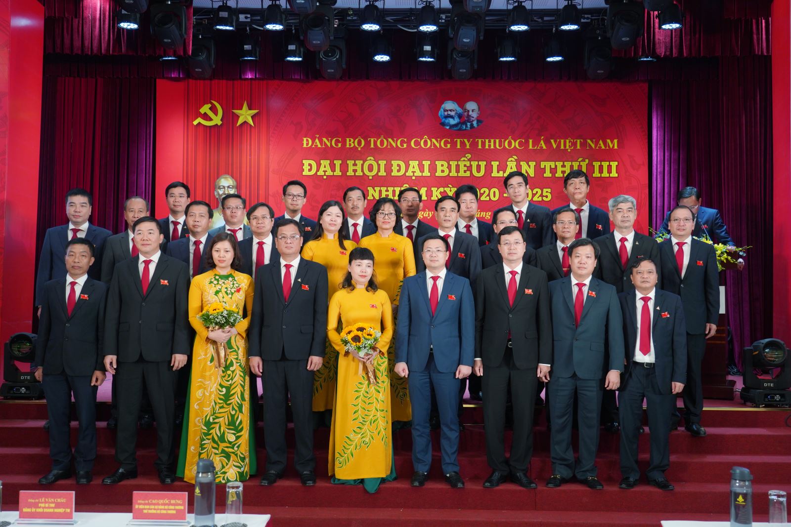 Ban Chấp hành Đảng bộ Tổng công ty Thuốc lá Việt Nam nhiệm kỳ 2020 - 2025