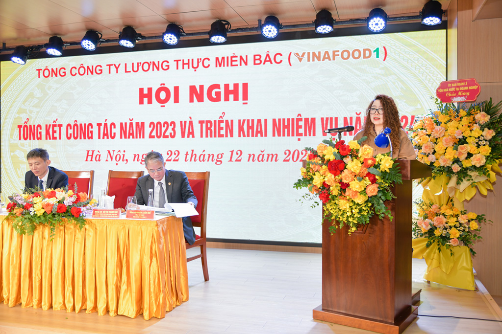 ùi Thị Thanh Tâm – Chủ tịch Hội đồng thành viên Vinafood 1 phát biểu tiếp thu các ý kiến chỉ đạo của cấp trên.