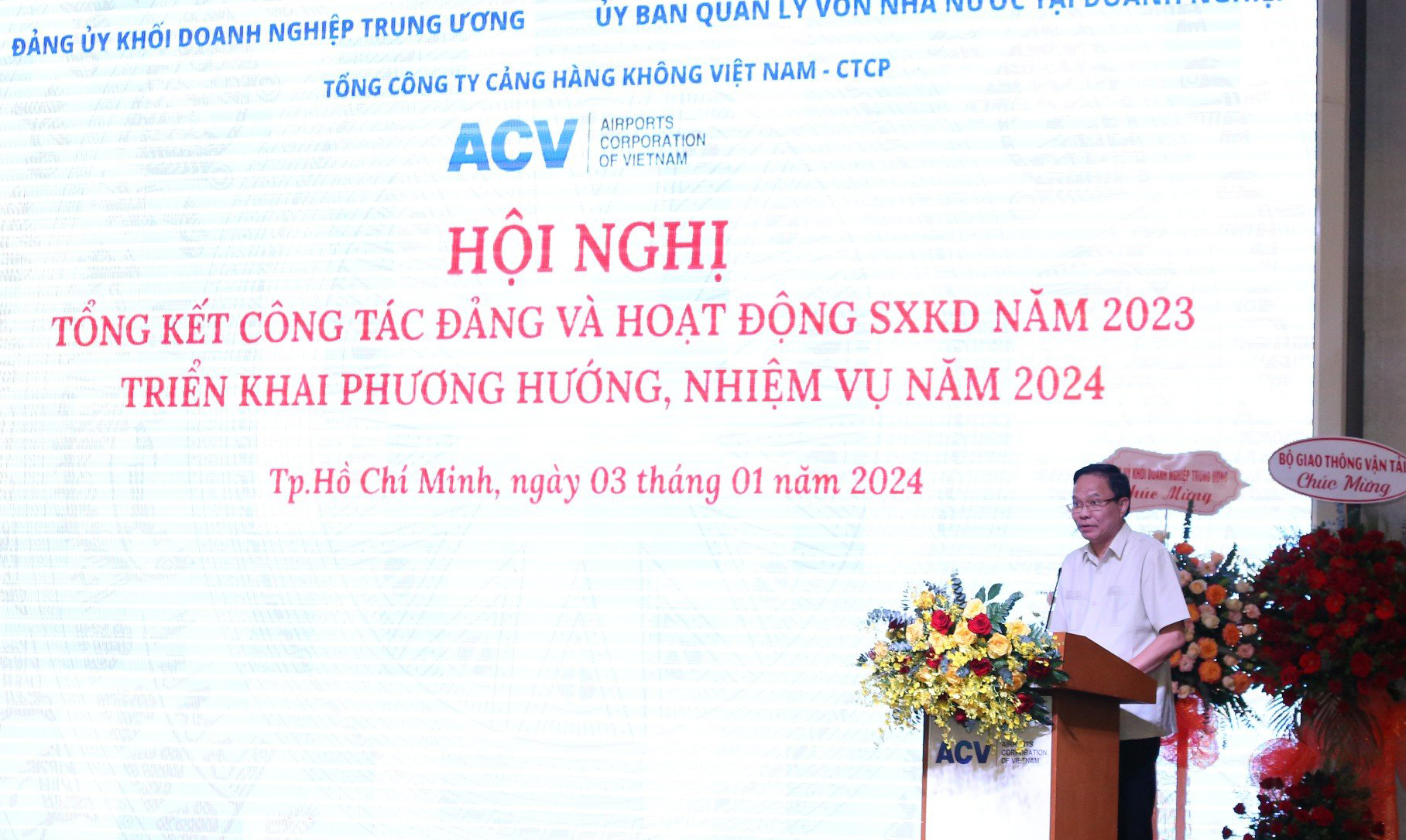 Đồng chí Lê Văn Châu, Phó Bí thư Đảng uỷ Khối Doanh nghiệp Trung ương phát biểu chỉ đạo tại Hội nghị.
