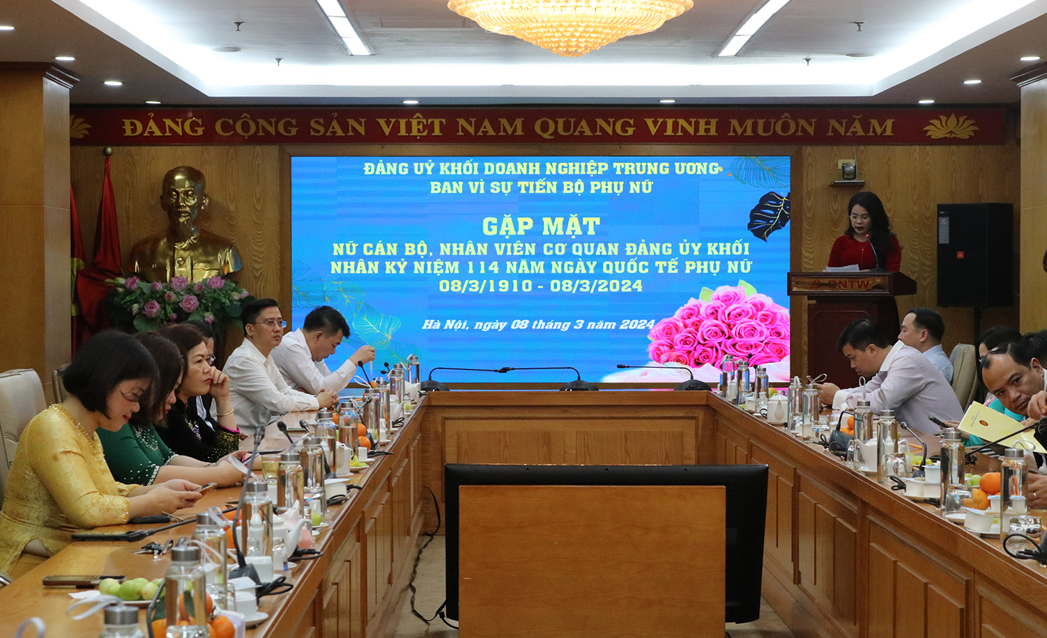 Quang cảnh buổi gặp mặt.